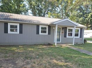 901 E Maple St, Rich Hill, MO 64779