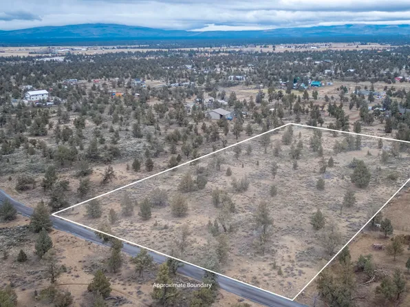 25367 Alpine Ln, Bend, OR 97701