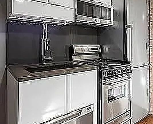 3rd image of 416 E 13th St APT 6C