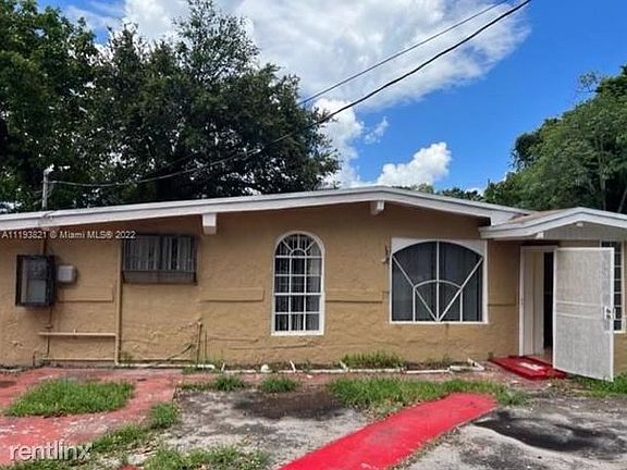 4th image of 6321R NW 20th Ave