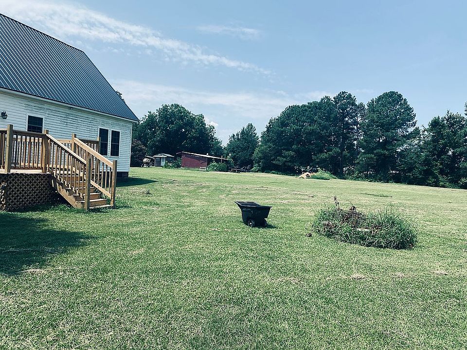 1st image of 848 Pinewood Rd