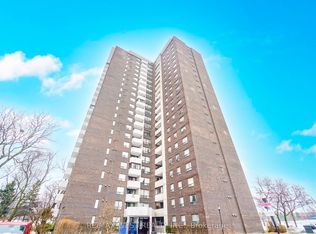 10 Muirhead Rd #909, Toronto, ON M2J4P9