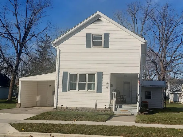 610 W Benton St, Wapakoneta, OH 45895