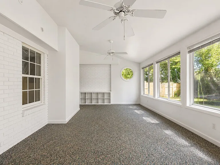 5436 Reagan Run — Photo 21