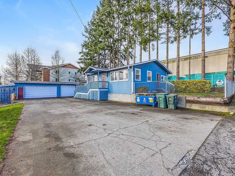 1st image of 1106 Avenue B