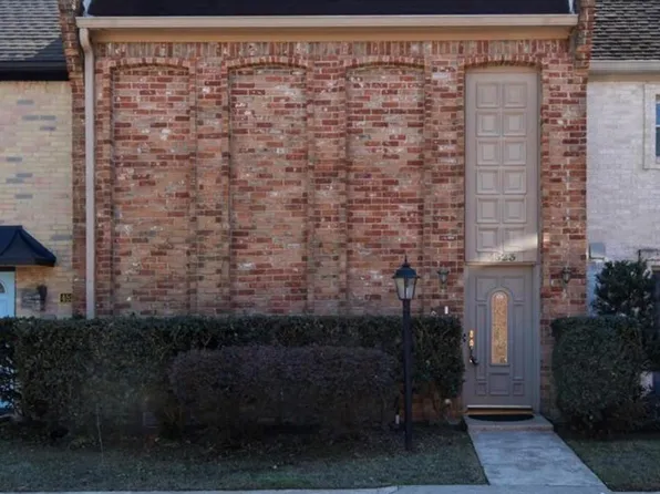 4523 Acacia St, Bellaire, TX 77401