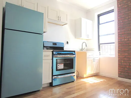 Rented by Miron Properties | media 8