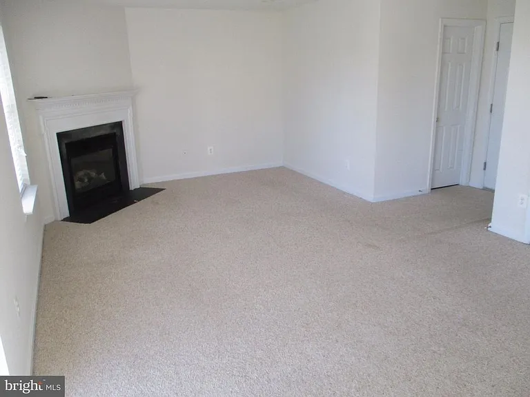 12005 Kemps Landing Cir — Photo 13