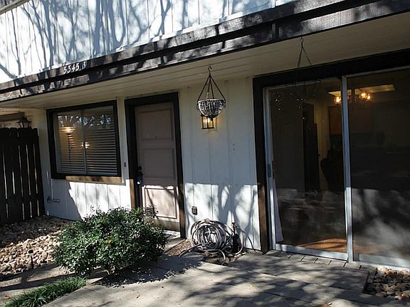 3rd image of 5345 Pinewilde Dr #21-C