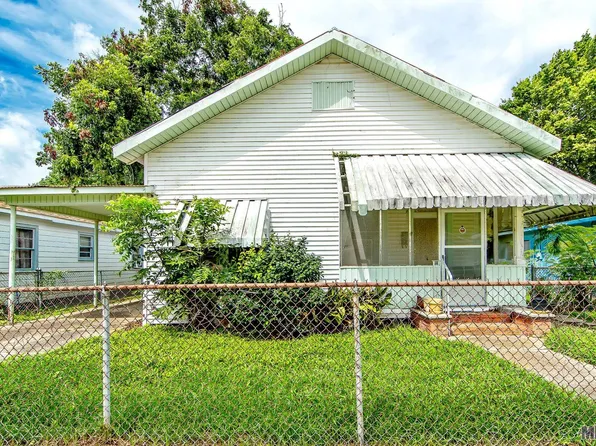 215 3rd St, Morgan City, LA 70380