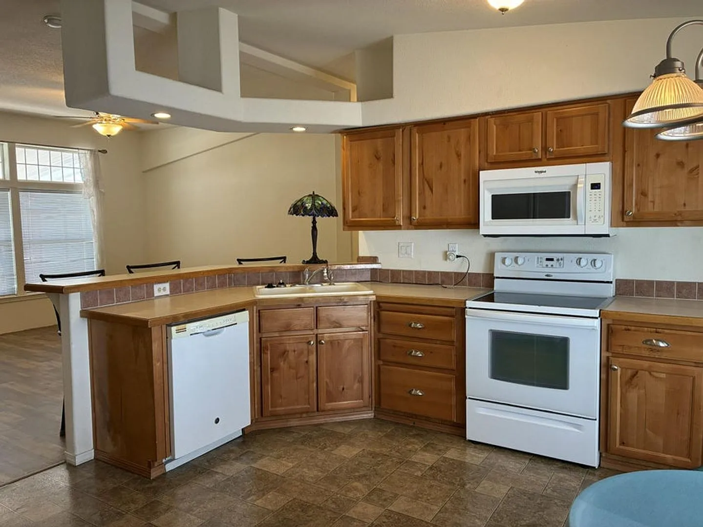 3 Bedroom Home 55+ Community — Photo 2