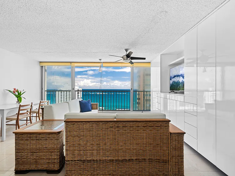 1477 Ashford Avenue Torre Del Mnr #1803 — Photo 3
