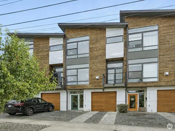2204 N 8th Street, Tacoma, WA 98403