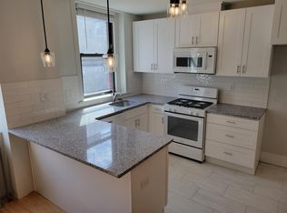 131 S 22nd St APT 9, Philadelphia, PA 19103