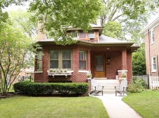 2644 Lawndale Ave, Evanston, IL 60201