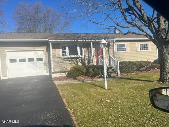 210 E Lincoln Ave, Altoona, PA 16601