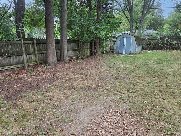 5th image of 2438 Archdale