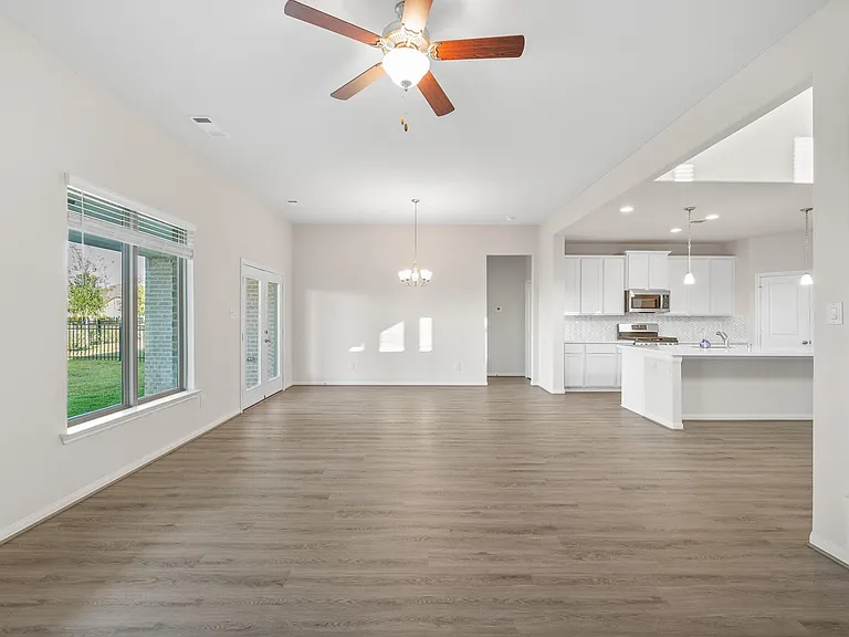 804 Sarasota Shore Dr — Photo 18