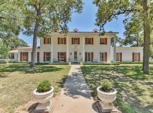 1055 Us Highway 77a S, Hallettsville, TX 77964