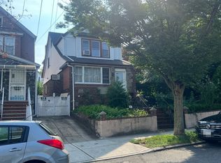 78-47 61st St, Flushing, NY 11385