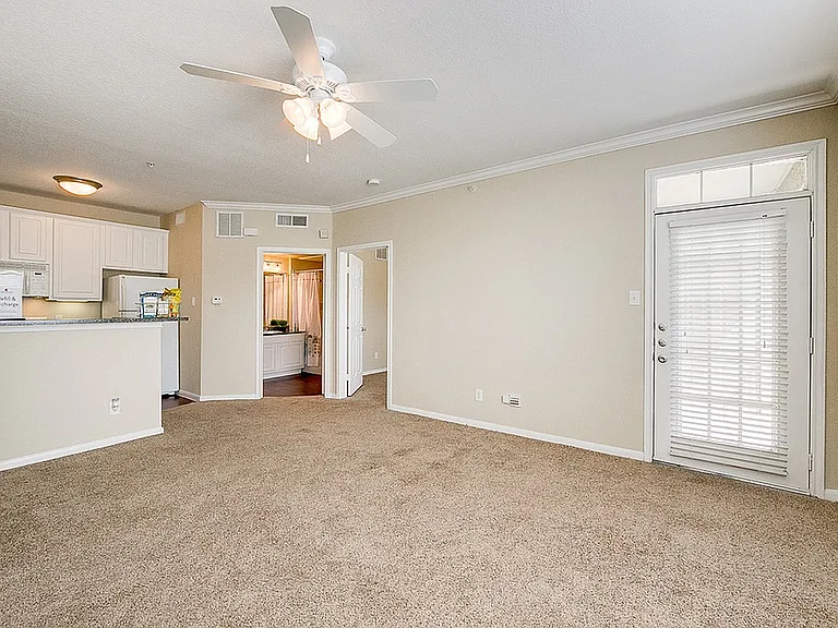 One, Two, and Three-Bedroom Apartments in Frisco, Texas