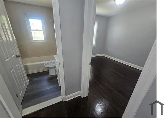 4000 Balfern Ave — Photo 7