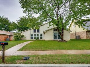 717 Maple Glen Dr, Garland, TX 75043