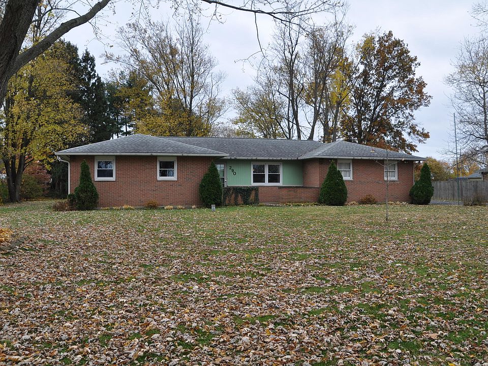 1st image of 290 W Pinehurst Dr