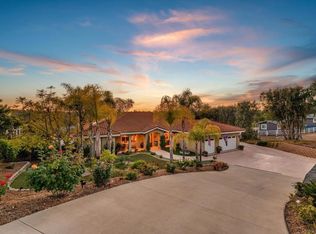 3835 Las Flores Dr, Fallbrook, CA 92028