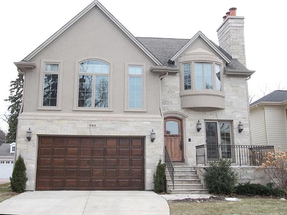 1st image of 2411 Greenwood Ave
