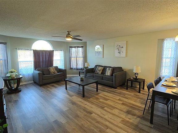 4th image of 2729 N POINCIANA BOULEVARD #117