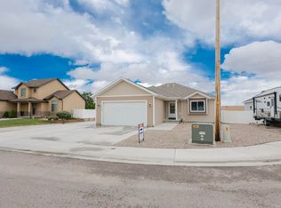 3727 Goshawk Dr, Rock Springs, WY 82901