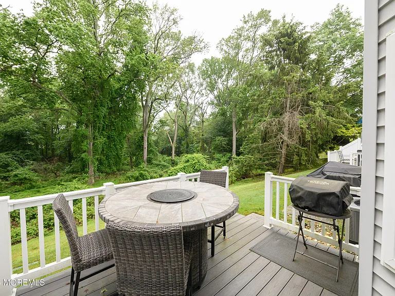 75 McKinley Dr — Photo 33