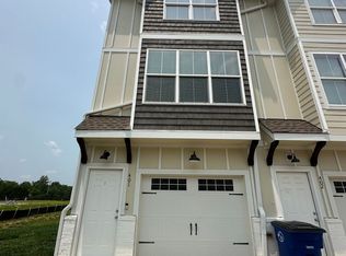 401 Harper Lndg, Chapel Hill, TN 37034