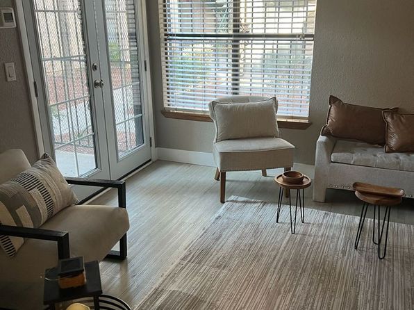 540 Elm Dr UNIT 106