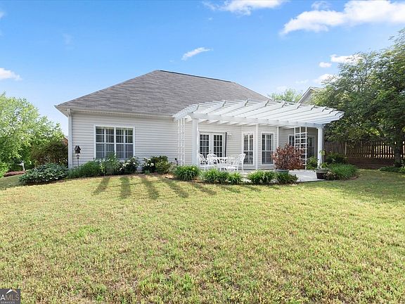 5th image of 2652 Neighborhood Walk S