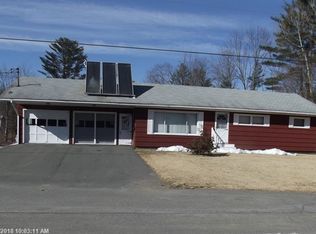 32 Towne Rd, Madison, ME 04950
