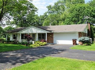 7050 S Rangeline Rd, Englewood, OH 45322