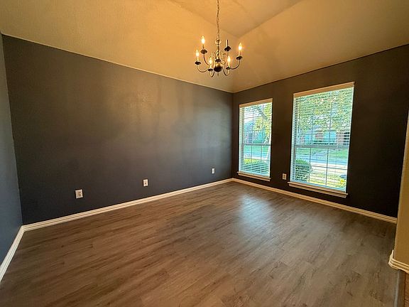 5th image of 8014 Wilmington Dr
