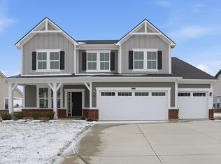 7053 Portico Ln, McCordsville, IN 46055