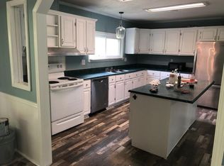 5586 Rocky Point Rd, Cookeville, TN 38506