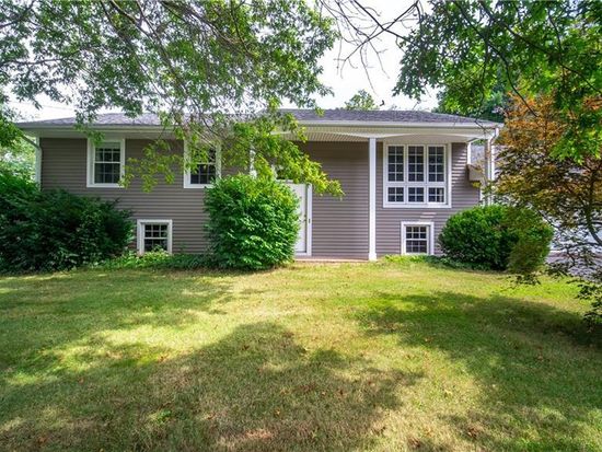 40 Delwood Avenue, Middletown, CT 06457