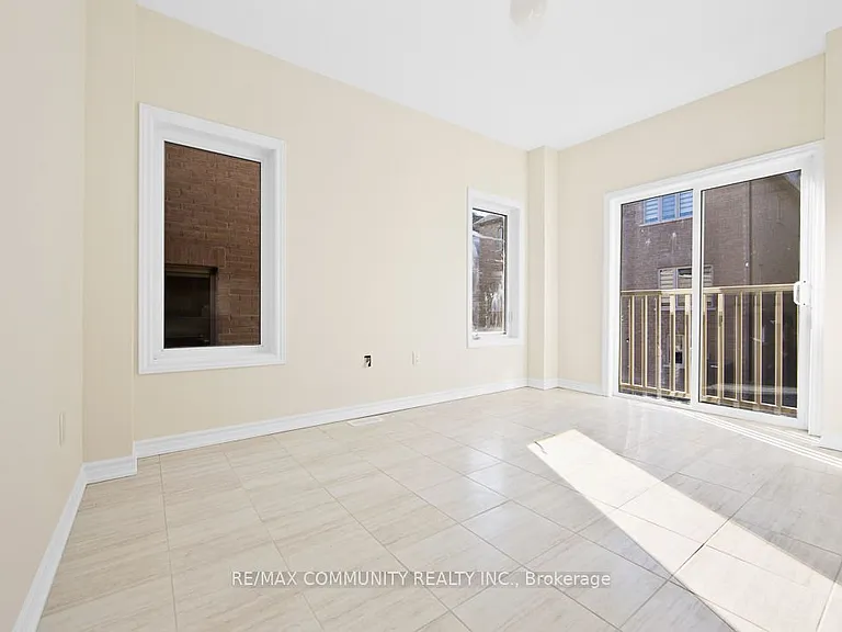 2614 Apricot Ln — Photo 6