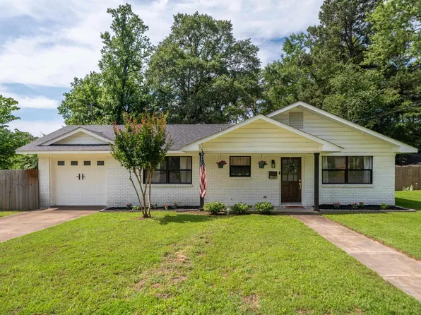1903 Sylvia St, Arkadelphia, AR 71923
