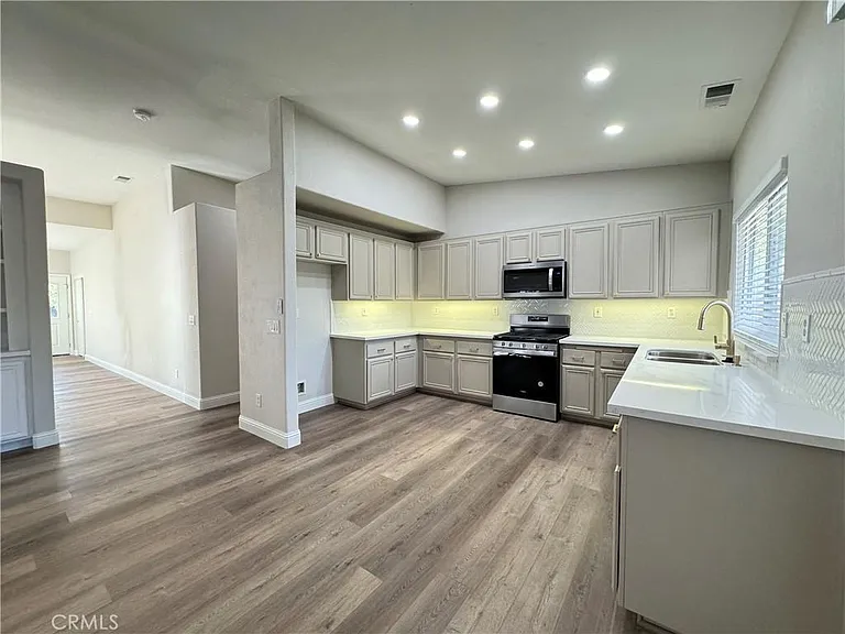 1206 Shadow Meadow Way — Photo 10