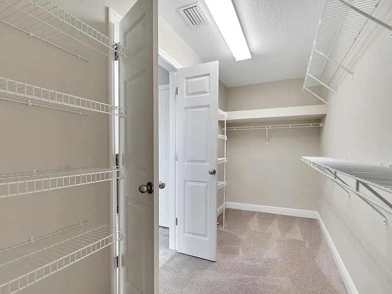 5320 Sagecrest Dr — Photo 30