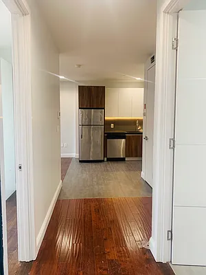 Rented by 18 REALTY | media 7