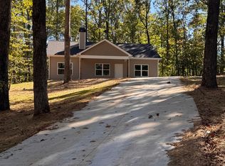 97 Hawks Ridge Ct, Cleveland, GA 30528