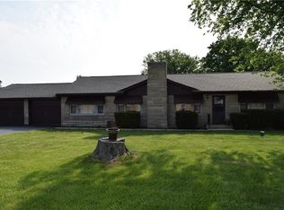 1909 S Mauxferry Rd, Franklin, IN 46131