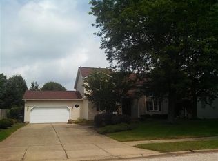 1351 College St SE, North Canton, OH 44720